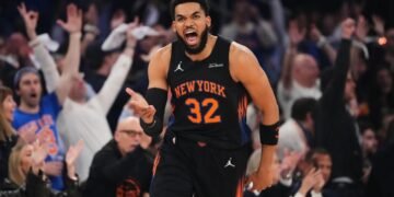 Karl-Anthony Towns lidera a los Knicks con doble-doble y pone la serie 2-0 frente a los Cavaliers