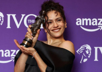Rosalía hace historia: galardonada como Compositora Internacional del Año en los premios Ivor Novello