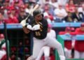 Esmerlyn Valdez recibe el llamado de Grandes Ligas y debuta como titular con los Piratas en Toronto
