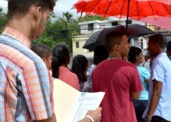 Sindicalista cuestiona la veracidad de las cifras oficiales sobre el crecimiento del empleo