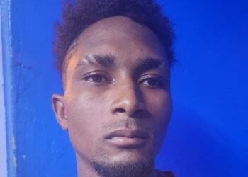 Se entrega presunto autor del asesinato de adolescente en Villa Altagracia