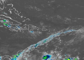Alerta roja por lluvias torrenciales: Gran Santo Domingo y otras seis provincias en peligro inminente