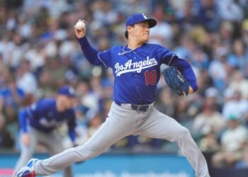 Dodgers imponen su ley en Milwaukee con una contundente victoria 5-1