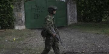 Tragedia en Colombia: al menos 48 muertos tras brutal enfrentamiento entre grupos armados