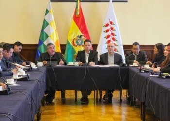 Escándalo en el sector: sindicatos exigen la renuncia inmediata de Rodrigo Paz