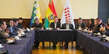 Escándalo en el sector: sindicatos exigen la renuncia inmediata de Rodrigo Paz