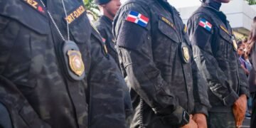 Abinader reconoce la labor de la DNCD con el ascenso masivo de 634 agentes en su 38 aniversario