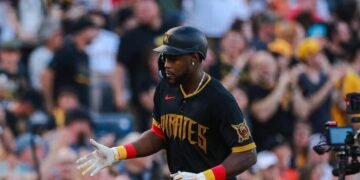 Jonronazo de los prospectos dominicanos: O’Neil Cruz, Julio Rodríguez, Basallo y Perdomo se vuelan la barda