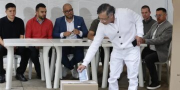 El contundente mensaje de Gustavo Petro tras votar en la elección de su sucesor