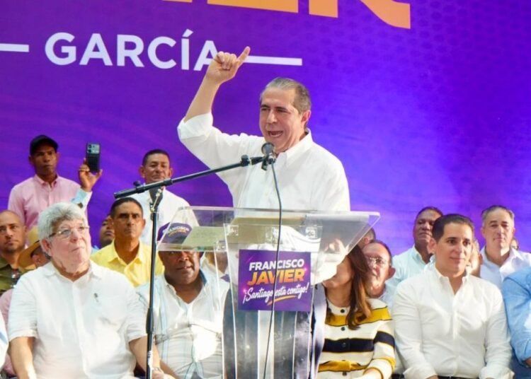 Francisco Javier García consolida su liderazgo y se perfila como el favorito a la candidatura presidencial del PLD