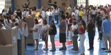 Jornada electoral en Colombia avanza con total normalidad y sin reportes de irregularidades
