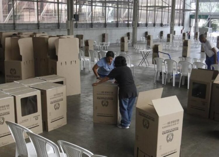 Colombia decide: cierran las urnas y comienza el conteo de votos para elegir nuevo presidente