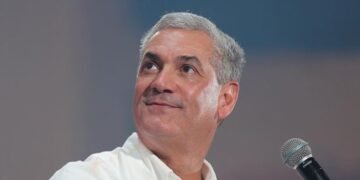Jueza habilita a Gonzalo Castillo para competir por la presidencia