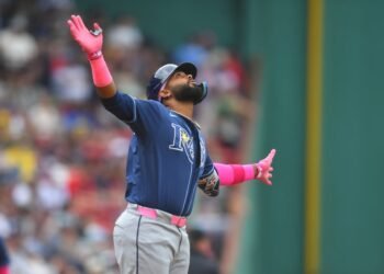 Junior Caminero lidera el triunfo de Tampa Bay sobre Boston con un poderoso cuadrangular