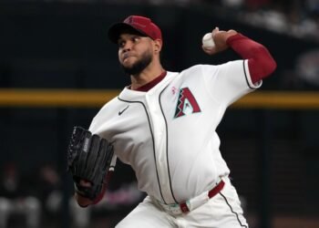 El drástico plan de los Diamondbacks para dominar la MLB con una nueva rotación