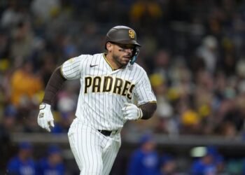 Rodolfo Durán hace historia y recibe el llamado oficial para debutar en MLB