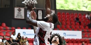 Gigantes doblegan a Marineros en un final de infarto en la Súper Liga LNB