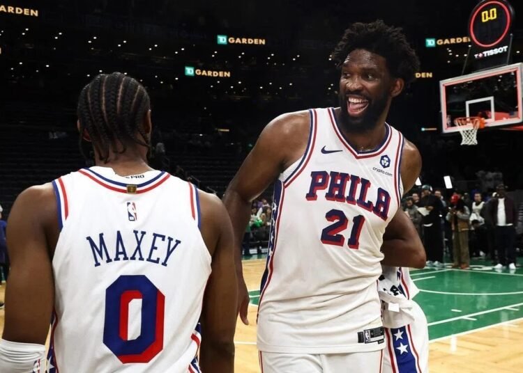 Embiid destroza a los Celtics y lidera la contundente victoria de los Sixers