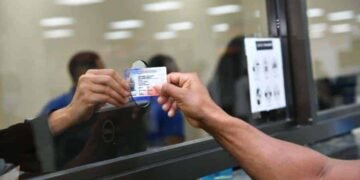 Abinader extiende vigencia de licencias de conducir para mayores de 65 años: todo lo que debes saber