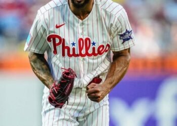 Dominio absoluto: lanzador receta 10 ponches y somete a los Atléticos