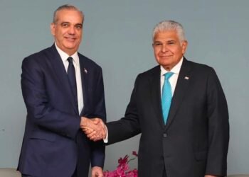 Abinader retoma el mando: el presidente regresa al país y vuelve a sus funciones oficiales