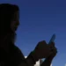 Más de 4 horas al día frente a la pantalla: el impacto real en tu salud y productividad