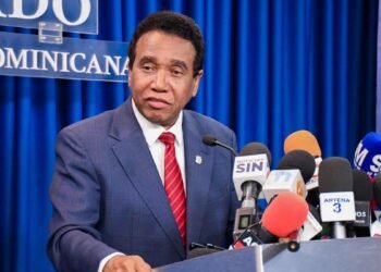 Félix Bautista sorprende y apoya la postura de Abinader sobre la mina en San Juan
