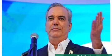 Luis Abinader viaja a Miami para recibir un importante reconocimiento internacional