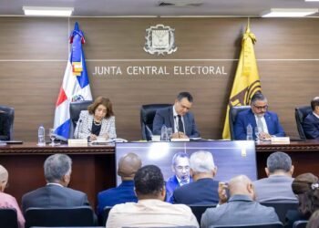 JCE pone freno a las encuestas: prohíben su difusión fuera de precampaña
