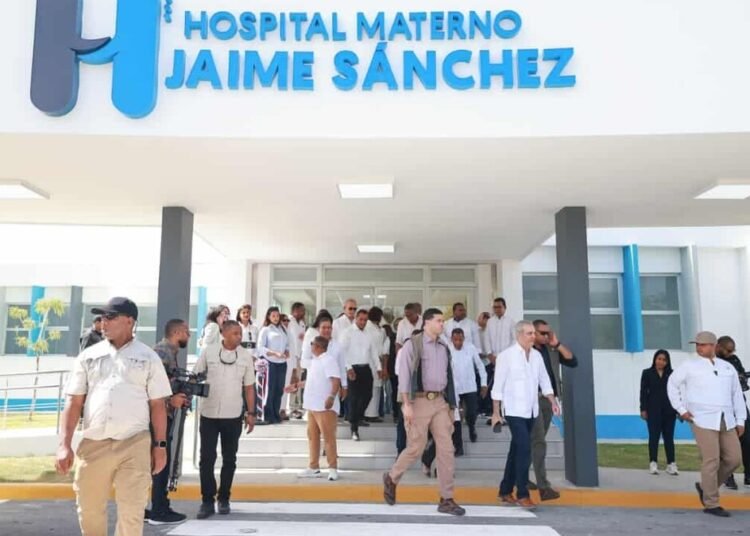 Hospital Jaime Sánchez de Barahona estrena modernas unidades de cuidados intensivos pediátricos