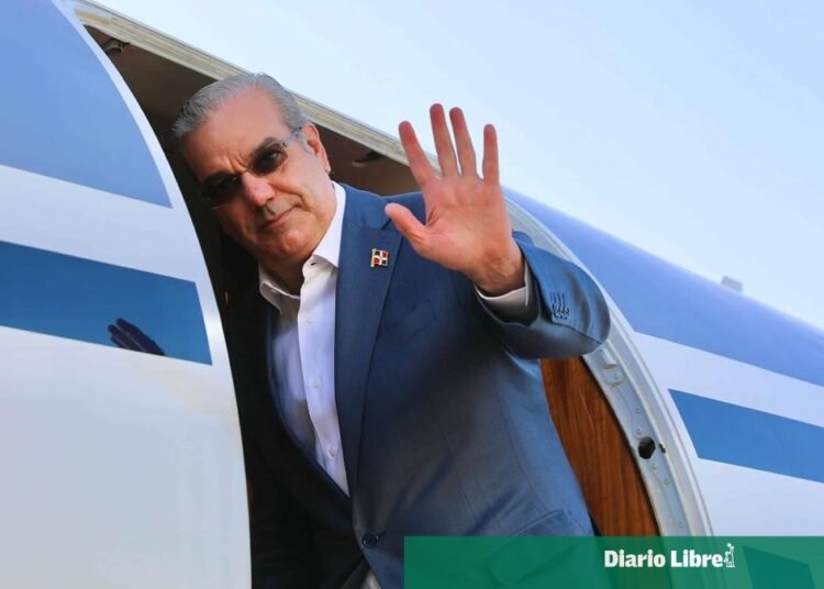 Abinader llega a Costa Rica para la histórica toma de posesión de Laura Fernández