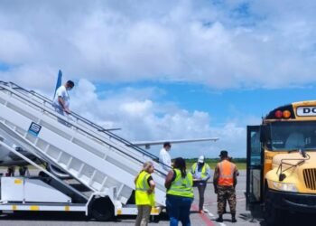 Más de 80 dominicanos regresan voluntariamente de Puerto Rico en lo que va de 2026