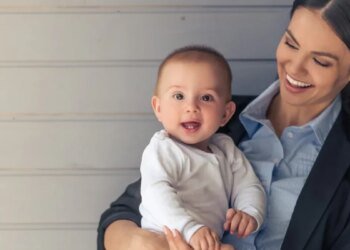 El declive de la natalidad y el retraso en la maternidad marcan una nueva era demográfica