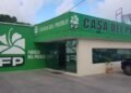 Goteo de renuncias sacude a la Fuerza del Pueblo y enciende las alarmas políticas