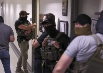 Confusión por cifras oficiales: el drama de las deportaciones de brasileños en 2025
