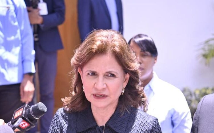 Raquel Peña descarta reforma fiscal y condiciona nuevo Código Laboral al consenso general