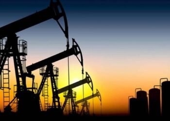 El precio del petróleo se desploma un 4,67 % tras el histórico acuerdo de paz entre EE. UU. e Irán