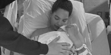 Así es el hijo de Kimberly Jiménez: primeras imágenes y todos los detalles del nacimiento
