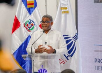 Revolución habitacional: Gobierno intervendrá 1,400 viviendas en la 6 de Noviembre y el Ozama