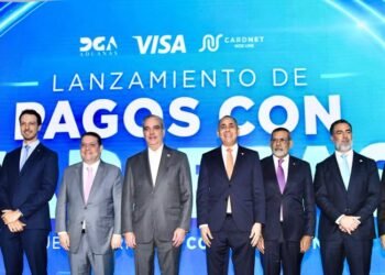 Adiós al efectivo: Aduanas ya permite pagar impuestos con tarjeta de crédito y débito