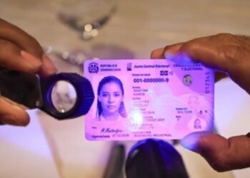 Solo el 10 % de la población tiene la nueva cédula: Pedernales registra el índice más bajo del país