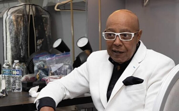 Muere Peabo Bryson, la icónica voz de los clásicos de Disney La Bella y la Bestia y Aladdín