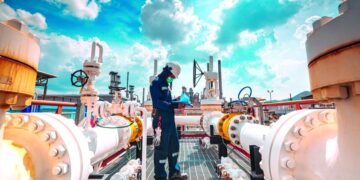 El petróleo se dispara un 2,41% ante el estancamiento de las negociaciones en Medio Oriente