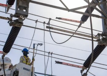 Brigadas de la ETED ejecutan trabajos de mantenimiento en la subestación Los Mina
