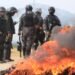 Tensión en Bolivia: ya son seis los policías heridos durante el desbloqueo de vías