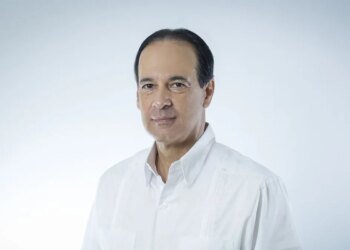 Cárcel para motoristas sin casco, placa y chaleco en Colombia según rector de Intec