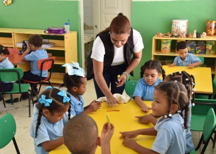 Evaluación Docente llega al 99.3 % de cobertura en su cuarta etapa