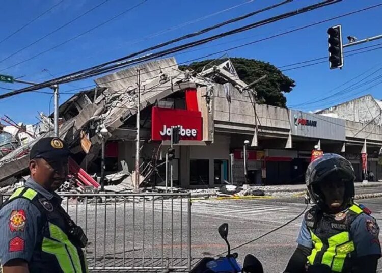 Tragedia en Filipinas: devastador terremoto deja decenas de muertos y millones de niños sin escuela