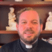 El emotivo canto de un sacerdote dominicano al papa León XIV en Madrid que conmueve al mundo