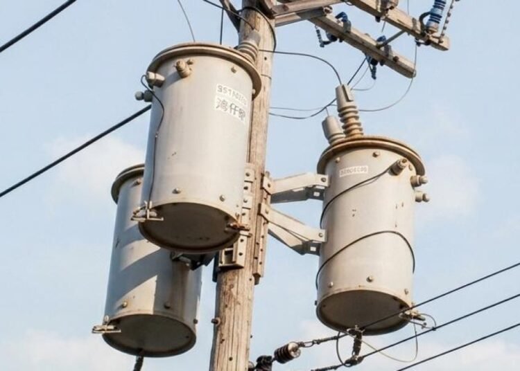 Instaló tres transformadores para robar luz en Barahona y debe RD$18 millones a Edesur según el Ministerio Público